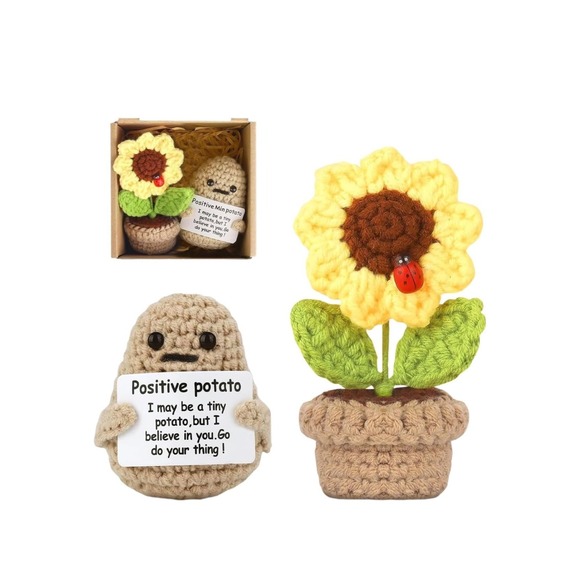 ONECOCOA Other - ONECOCOA Crochet Mini Funny Positive Potato (Potato & Sunflower w/ Ladybug) Desk
